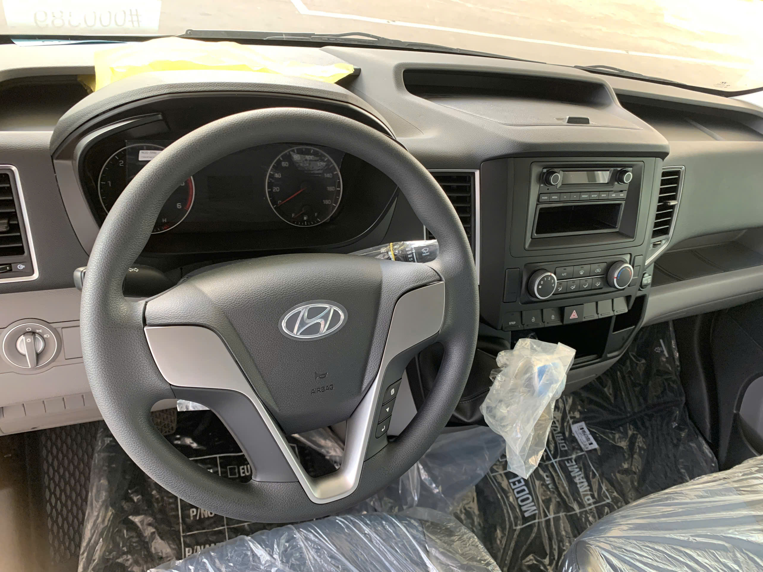 Hyundai Solati khoang hành khách